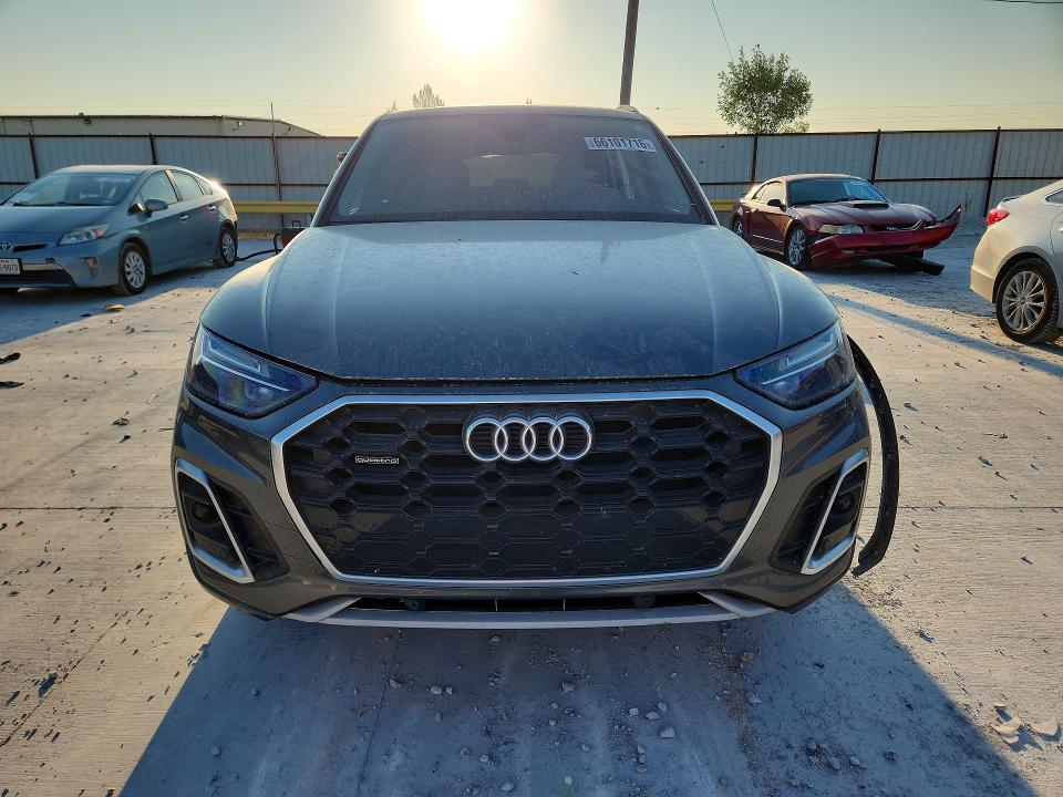 Снимка 5 от търг – 2022 AUDI Q5 с VIN WA1GAAFY6N2108160