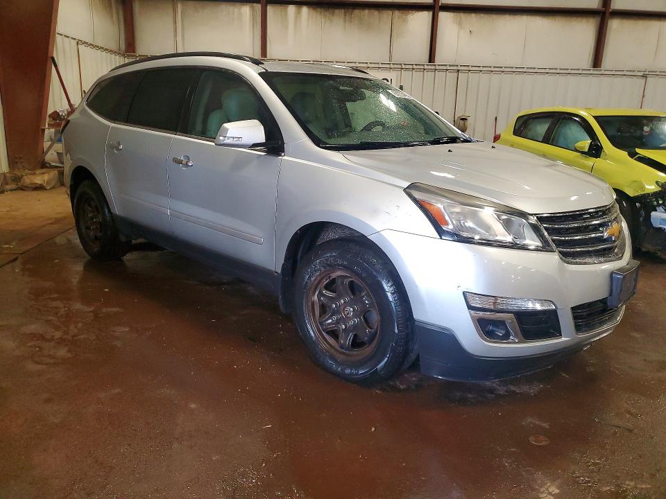 Photo 4 from auction – 2015 CHEVROLET TRAVERSE with VIN 1GNKVHKD2FJ311531