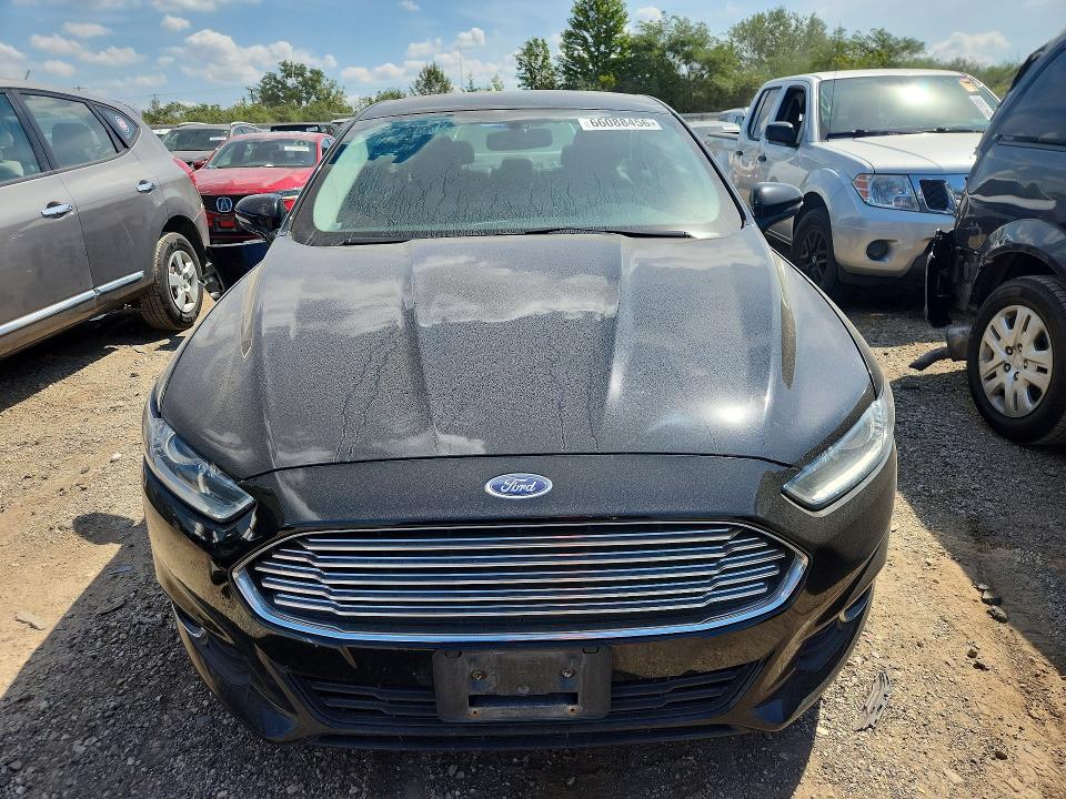 Photo 5 from auction – 2016 FORD FUSION with VIN 3FA6P0HD6GR164544