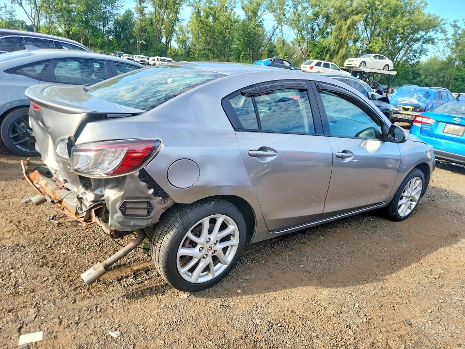 Photo 3 from auction – 2012 MAZDA 3 with VIN JM1BL1V64C1588468