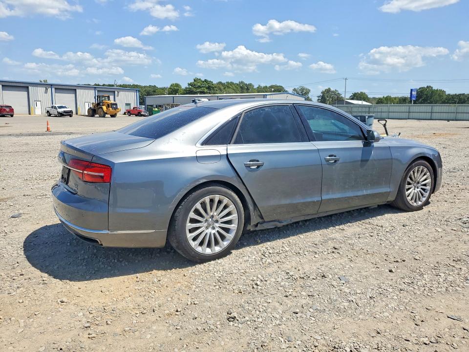 Photo 3 from auction – 2015 AUDI A8 with VIN WAUJ2AFD2FN037297