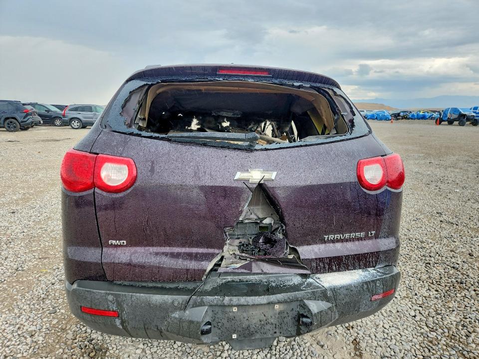 Снимка 6 от търг – 2010 CHEVROLET TRAVERSE с VIN 1GNLVFEDXAS151096