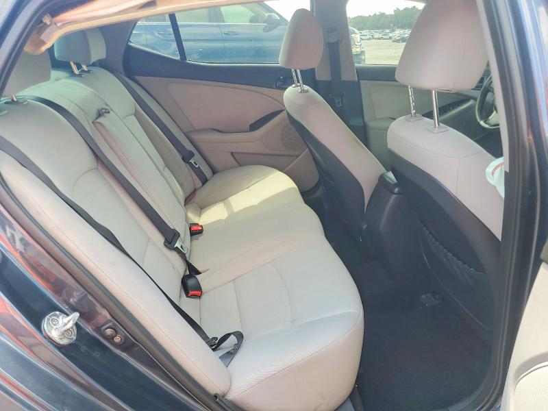 Photo 10 from auction – 2015 KIA OPTIMA with VIN KNAGM4A76F5552116