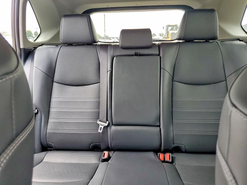 Photo 10 from auction – 2024 TOYOTA RAV4 with VIN 2T3N1RFV9RC450380