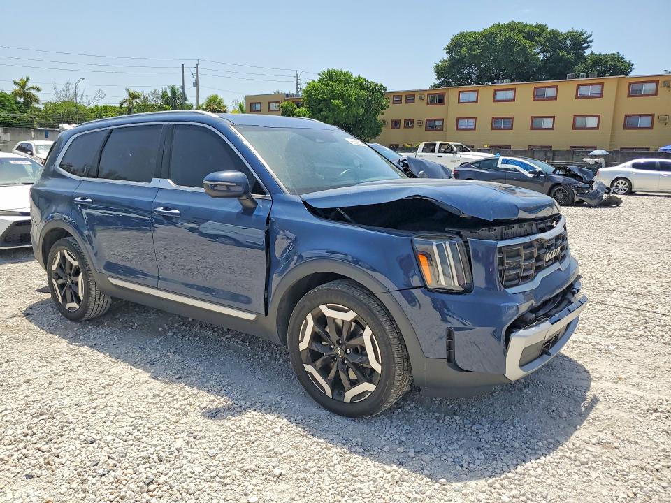 Photo 4 from auction – 2023 KIA TELLURIDE with VIN 5XYP64GC0PG353301
