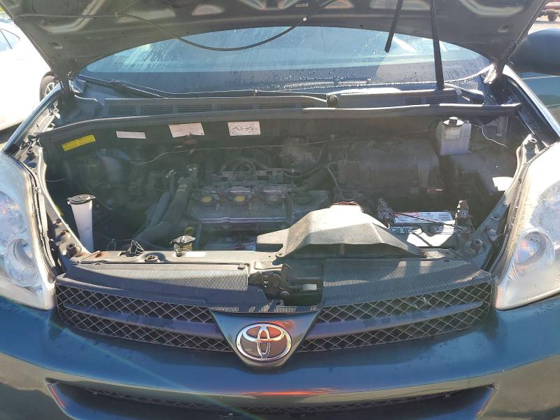 Photo 12 from auction – 2005 TOYOTA SIENNA with VIN 5TDBA23C95S039102