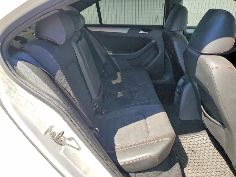 Photo 10 from auction – 2014 VOLKSWAGEN JETTA with VIN 3VW4T7AJ8EM350504