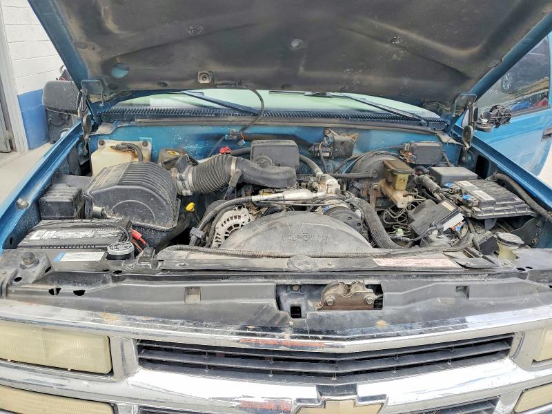Photo 11 from auction – 1998 CHEVROLET GMT-400 with VIN 2GCEK19R2W1115848