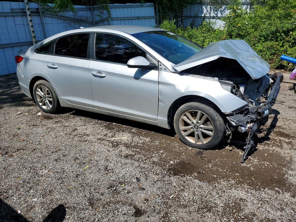 Photo 4 from auction – 2017 HYUNDAI SONATA with VIN 5NPE24AF6HH529249