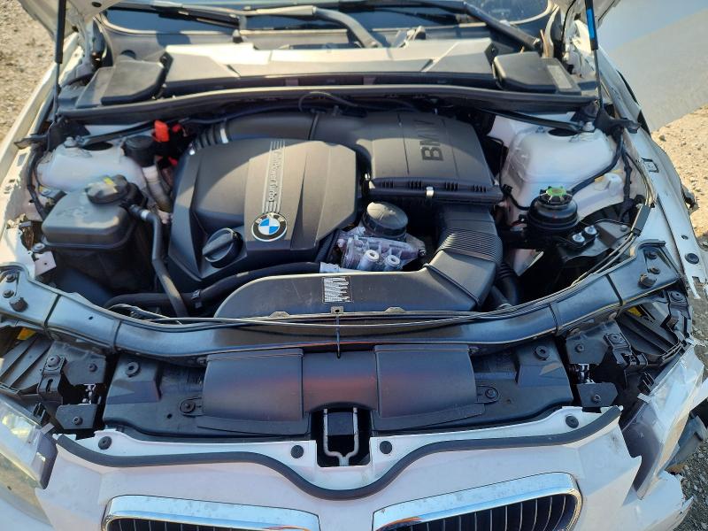 Photo 11 from auction – 2011 BMW 335 with VIN WBADX7C55BE581561