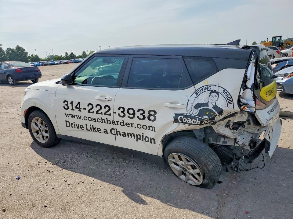 Photo 2 from auction – 2023 KIA SOUL with VIN KNDJ23AU9P7189024
