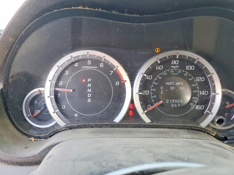 Photo 9 from auction – 2010 ACURA TSX with VIN JH4CU2F62AC032231