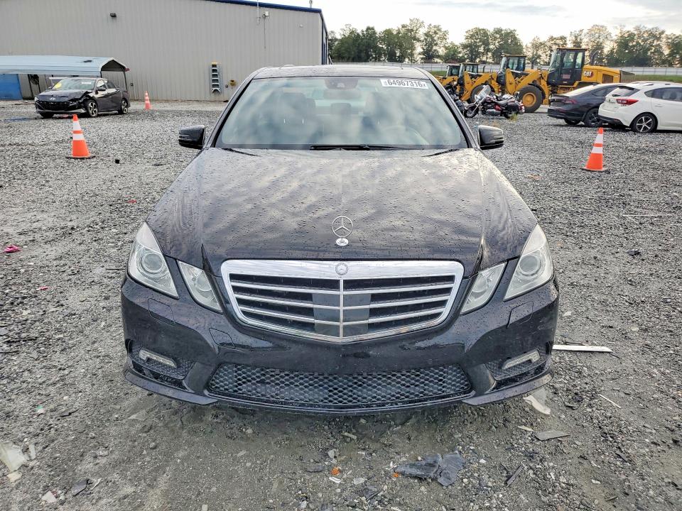 Photo 5 from auction – 2011 MERCEDES-BENZ E with VIN WDDHF2EB6BA455817