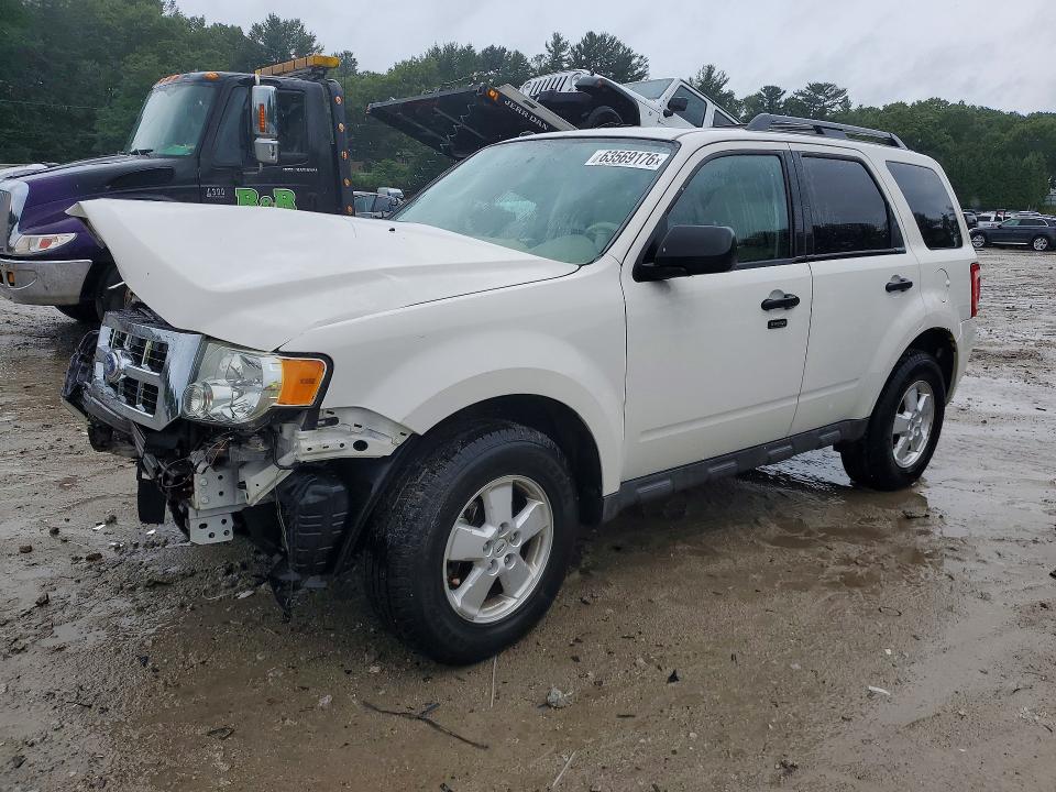 FORD ESCAPE 2011 with VIN 1FMCU0D79BKC08020 - Photo from auction