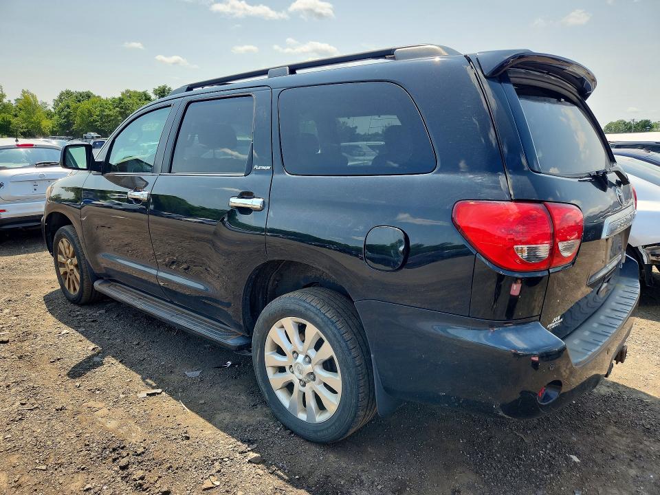 Photo 2 from auction – 2012 TOYOTA SEQUOIA with VIN 5TDDW5G19CS058573