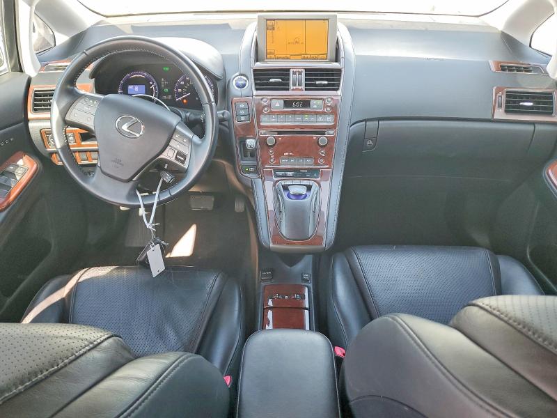 Photo 8 from auction – 2010 LEXUS HS with VIN JTHBB1BA2A2028563