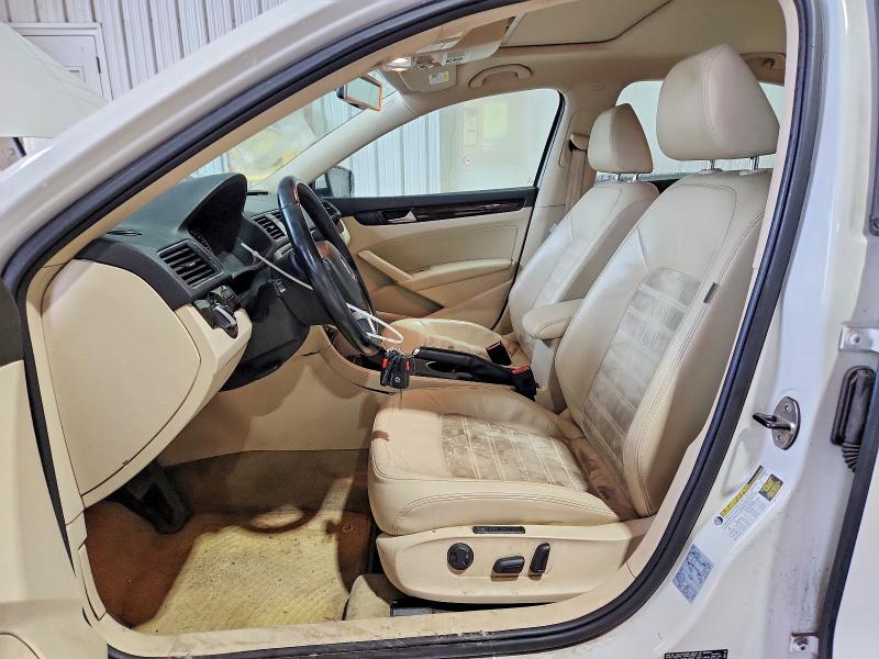 Photo 7 from auction – 2014 VOLKSWAGEN PASSAT with VIN 1VWCM7A34EC023786