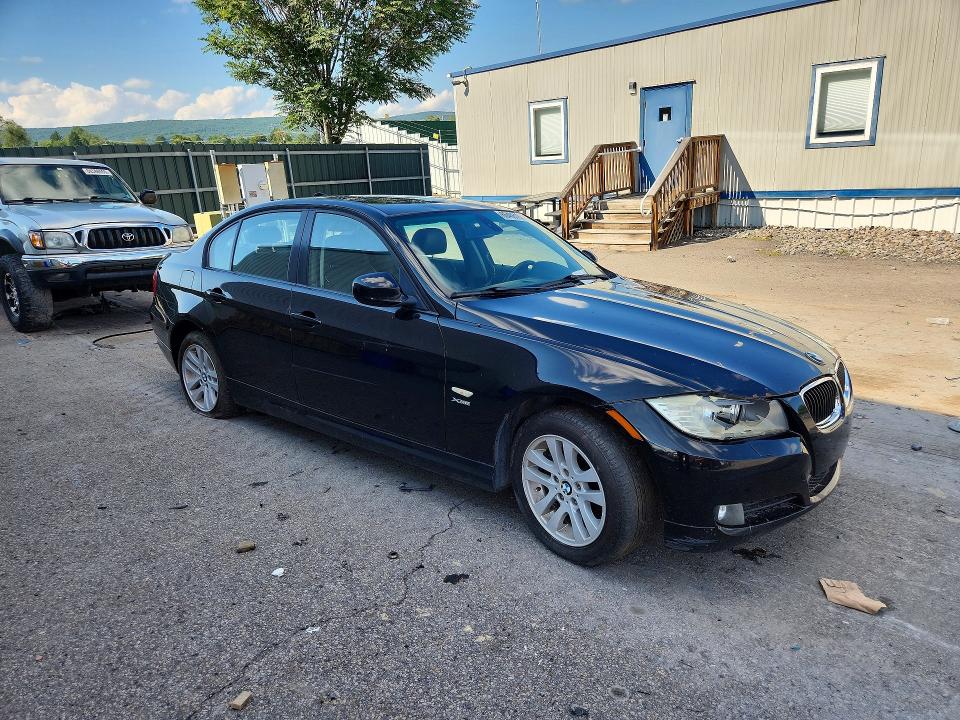 Photo 4 from auction – 2010 BMW 328 with VIN WBAPK7C53AA459945