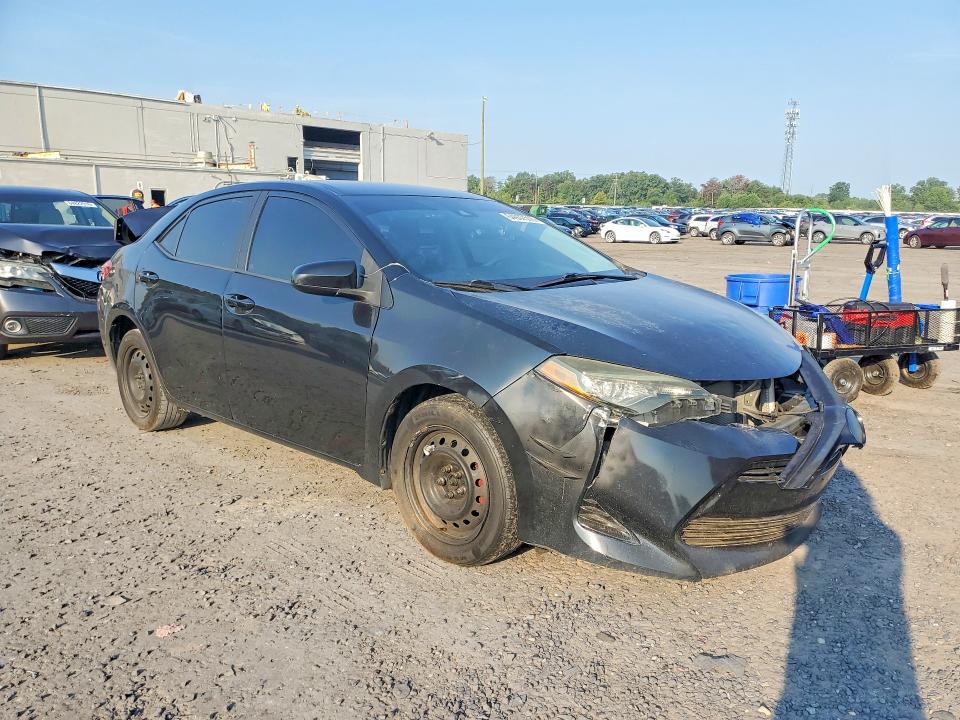 Photo 4 from auction – 2018 TOYOTA COROLLA with VIN 2T1BURHE6JC114108