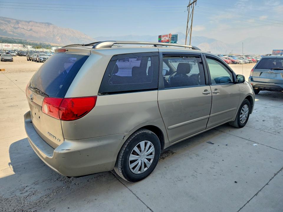 Photo 3 from auction – 2006 TOYOTA SIENNA with VIN 5TDZA23C96S407830