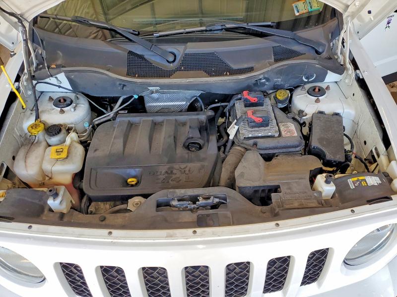 Photo 12 from auction – 2016 JEEP PATRIOT with VIN 1C4NJRBB4GD650779