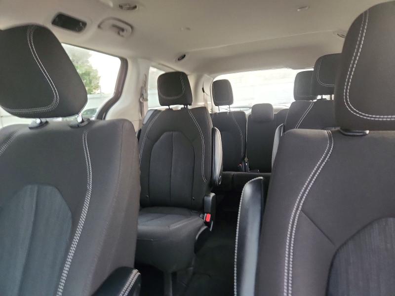 Photo 10 from auction – 2023 CHRYSLER VOYAGER with VIN 2C4RC1CG0PR610557