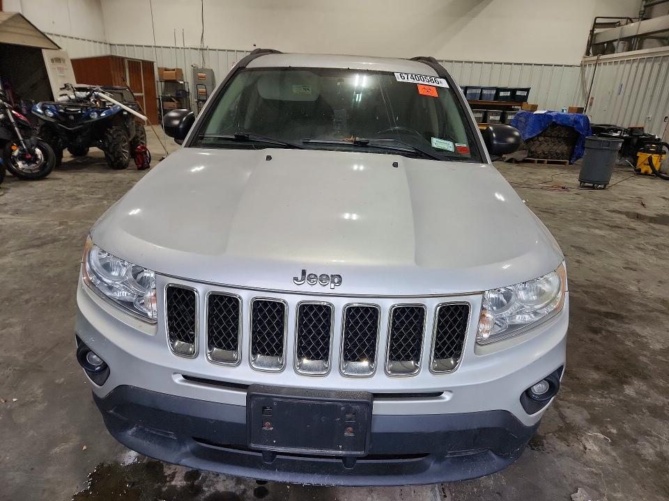 Photo 5 from auction – 2011 JEEP COMPASS with VIN 1J4NF1FB5BD251573