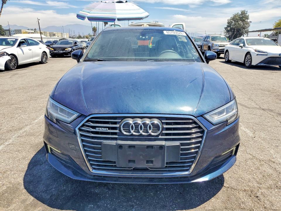Photo 5 from auction – 2018 AUDI A3 with VIN WAUTPBFF9JA096025
