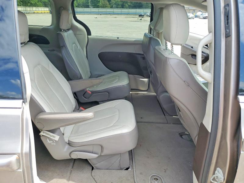 Photo 11 from auction – 2018 CHRYSLER PACIFICA with VIN 2C4RC1BG2JR235702