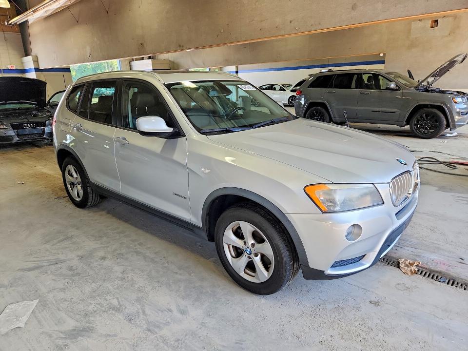 Photo 4 from auction – 2011 BMW X3 with VIN 5UXWX5C58BL710807