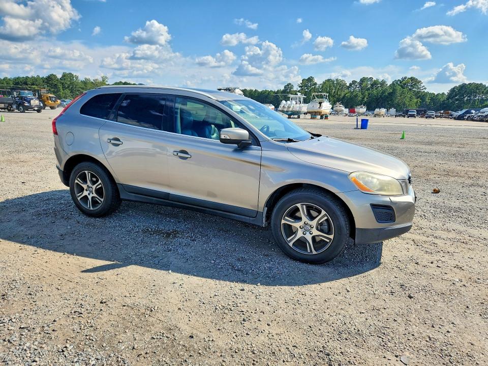 Photo 4 from auction – 2012 VOLVO XC60 with VIN YV4902DZ6C2295994