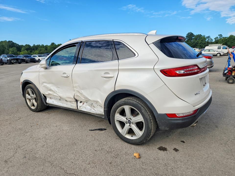 Photo 2 from auction – 2018 LINCOLN MKC with VIN 5LMCJ1D9XJUL08689