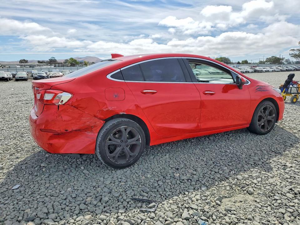Photo 3 from auction – 2017 CHEVROLET CRUZE with VIN 1G1BF5SM7H7102332