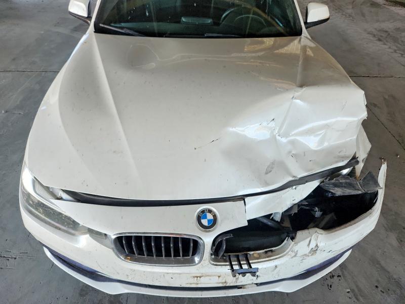 Photo 11 from auction – 2016 BMW 328 with VIN WBA8E9C53GK647939