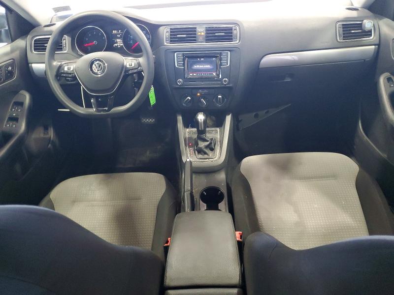 Photo 8 from auction – 2017 VOLKSWAGEN JETTA with VIN 3VW2B7AJ4HM329423