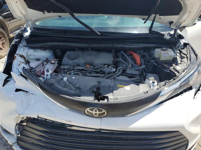 Photo 12 from auction – 2026 TOYOTA SIENNA with VIN 5TDKSKFC7TS231527