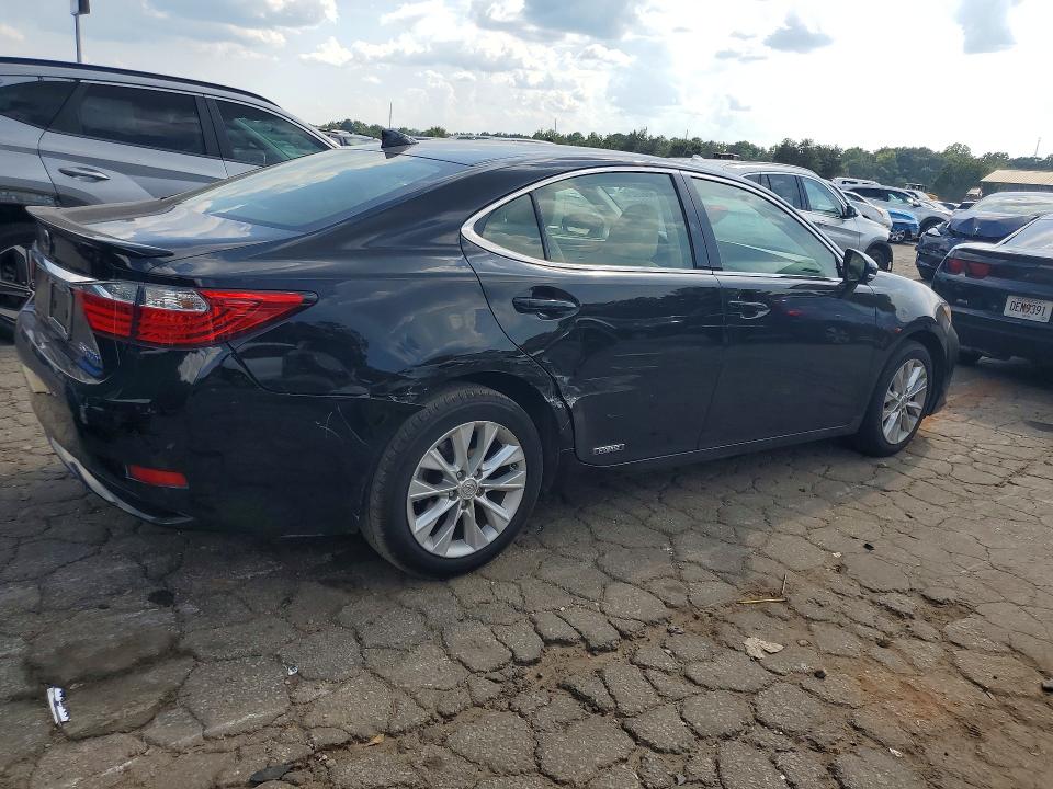 Photo 3 from auction – 2015 LEXUS ES with VIN JTHBW1GG9F2094259