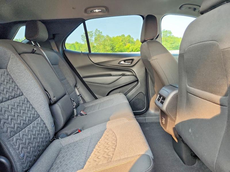 Photo 10 from auction – 2022 CHEVROLET EQUINOX with VIN 3GNAXUEV1NL246567