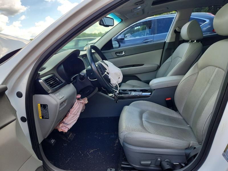 Photo 7 from auction – 2016 KIA OPTIMA with VIN 5XXGU4L39GG027268