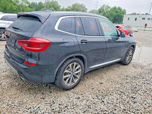 Photo 3 from auction – 2019 BMW X3 with VIN 5UXTR9C57KLE19576