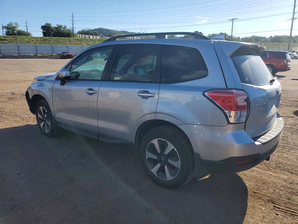 Photo 2 from auction – 2017 SUBARU FORESTER with VIN JF2SJAEC1HG532070