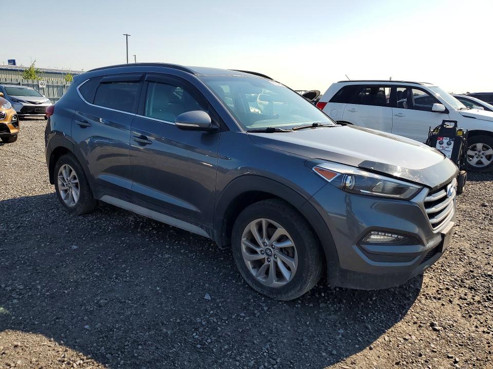 Photo 4 from auction – 2017 HYUNDAI TUCSON with VIN KM8J3CA41HU577005