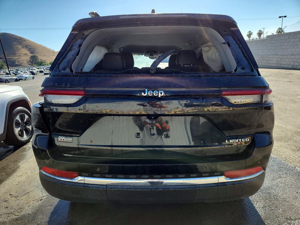 Photo 6 from auction – 2023 JEEP GRAND CHEROKEE with VIN 1C4RJGBG1P8914891