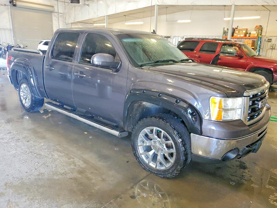 Photo 4 from auction – 2010 GMC SIERRA with VIN 3GTRKWE38AG230826