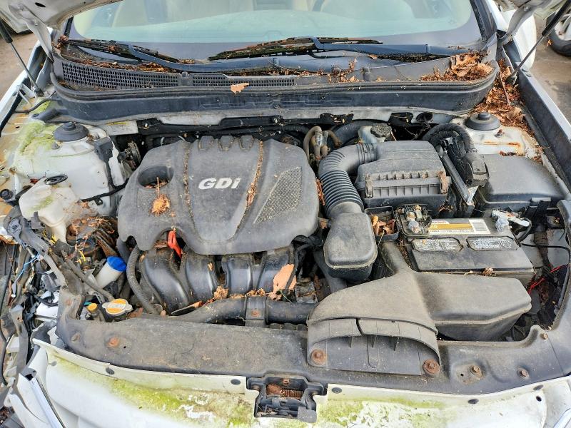 Photo 11 from auction – 2012 HYUNDAI SONATA with VIN 5NPEB4AC3CH347880