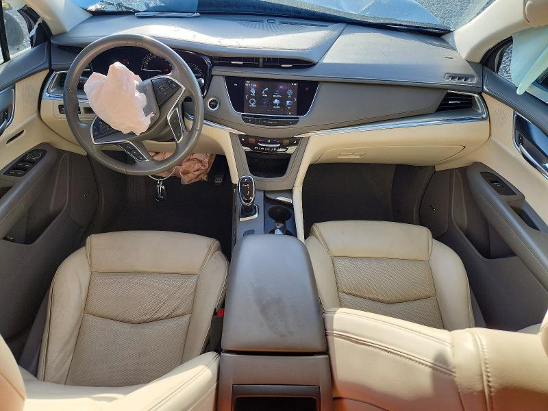 Photo 8 from auction – 2018 CADILLAC XT5 with VIN 1GYKNCRS5JZ156977