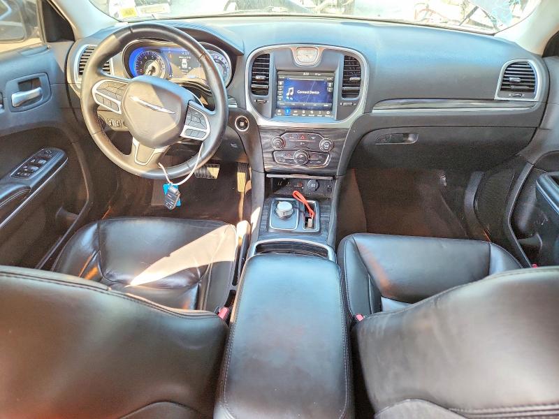 Foto 8 de la subasta – 2018 CHRYSLER 300 con VIN 2C3CCARG0JH292292