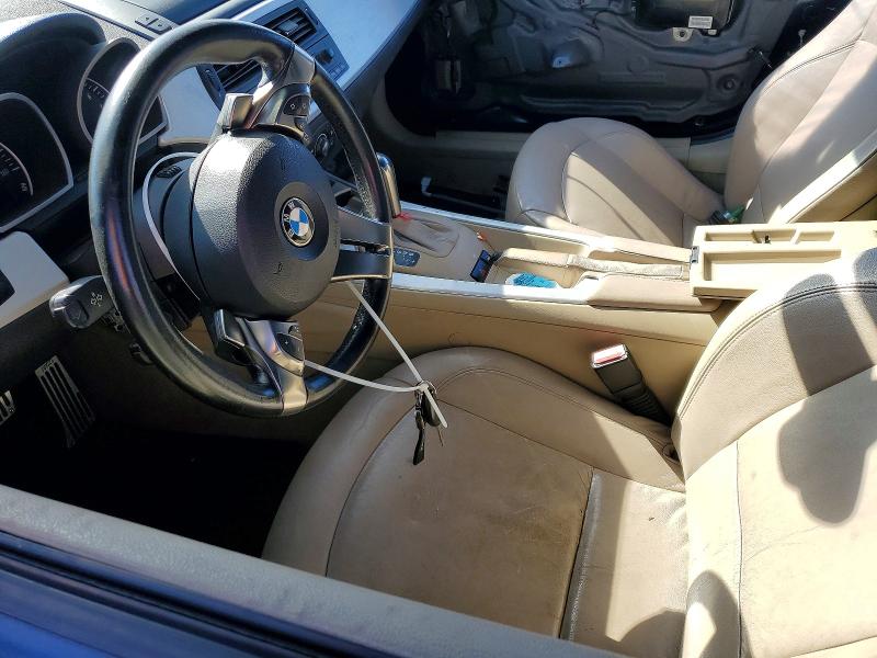 Photo 7 from auction – 2006 BMW Z4 with VIN 4USBU53566LX00480