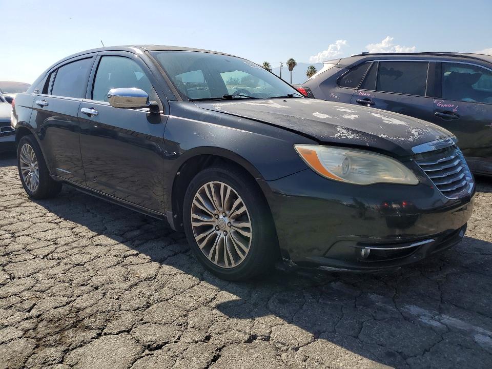Photo 4 from auction – 2011 CHRYSLER 200 with VIN 1C3BC2FG2BN504723