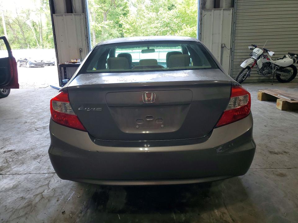 Photo 6 from auction – 2012 HONDA CIVIC with VIN 2HGFB2F52CH572112